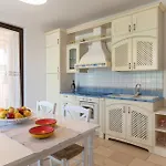 فيلة Trulli Ericla Luxury كاستيلانا غروتي